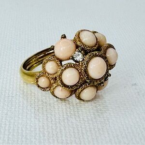 Avon Coral Cluster Dome Vintage Cocktail Adjustable Vintage Golden Tone Ring